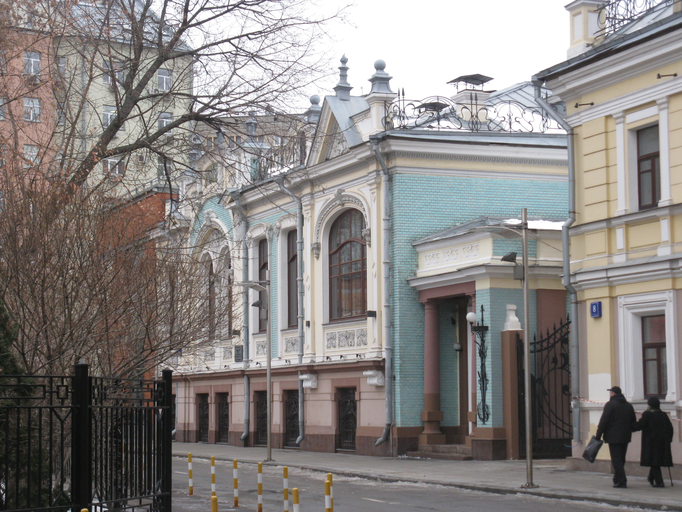 Особняк Л. И. Гельтищевой)